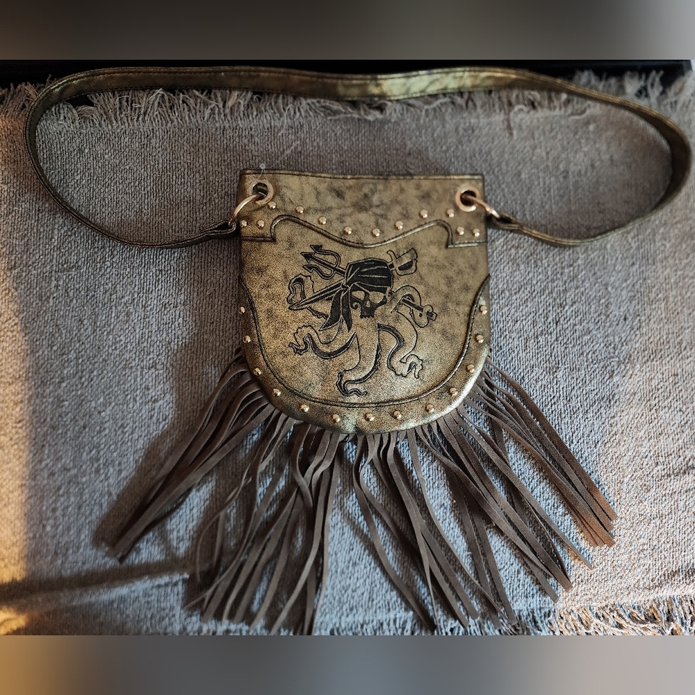 Disney Descendants 3 Uma Crossbody Purse Gold Tassels NWOT